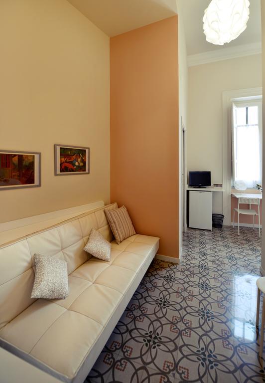 *1*7*4* Via Roma Bed & Breakfast Palermo Room photo